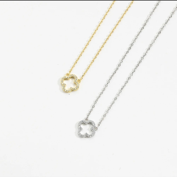 Sterling silver diamond necklace - Picture 3 of 7